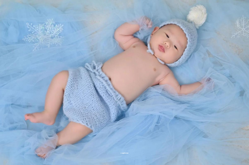 平阳宝宝几个月开始吃辅食